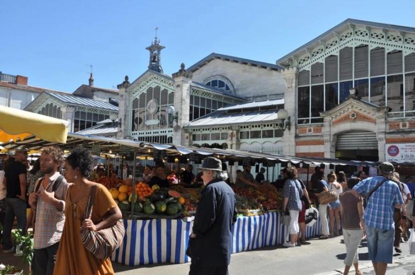 Maison Terrasse Proche Centre Ville Et Ile De Re La Rochelle  Eksteriør billede